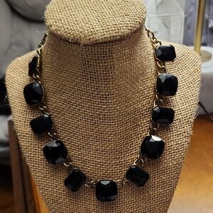C Wonder Elegant Black and Gold Necklace